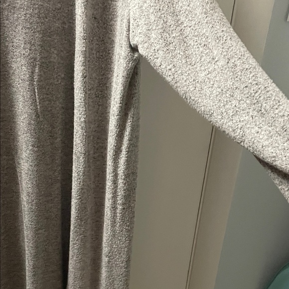 Iris Heather Gray Knit Top - Picture 4 of 6